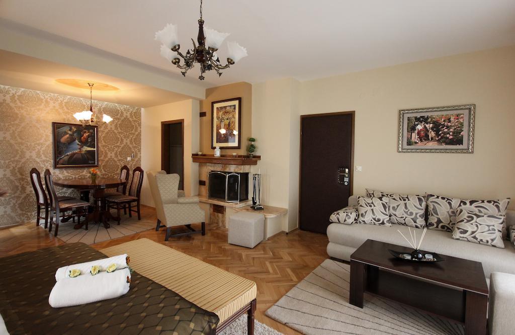 Hotel Villa Ragusa Skopje Ruang foto